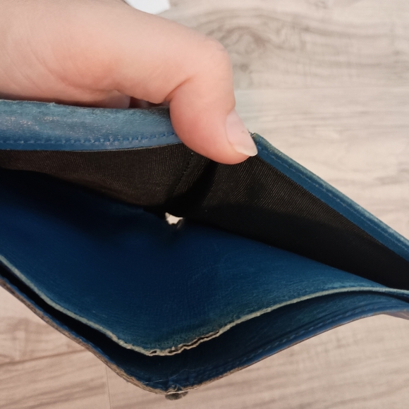 Authentic Louis Vuitton Epi Portefeuille Marco Wallet Purse Blue - Picture 9 of 13